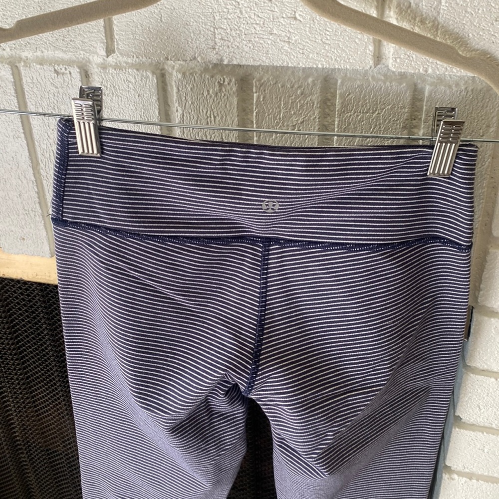 Lululemon white and blue stripes